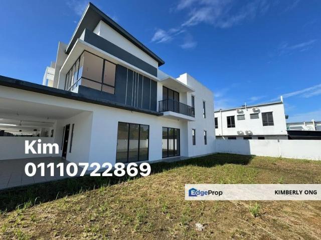 House for sale in Sendayan Village, Negeri Sembilan