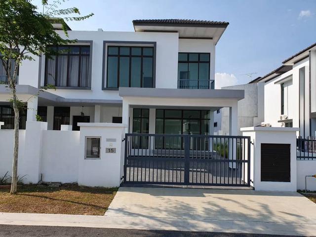 Terraced House for sale in Sendayan Village, Negeri Sembilan