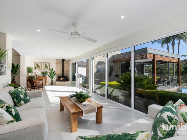 Cottage for sale in Sydney, New South Wales
