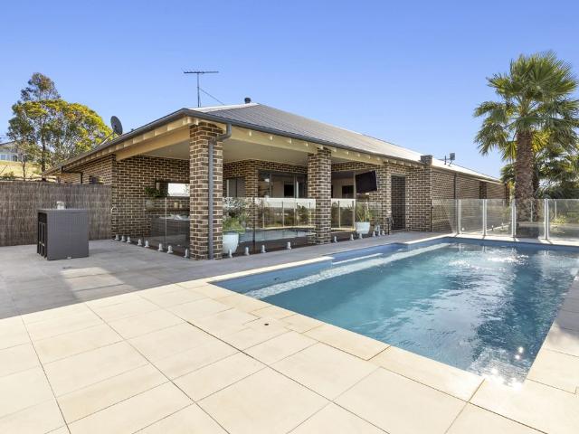 House for sale in Lovely Banks