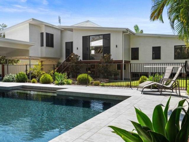 House for sale in Pinny Beach, New South Wales