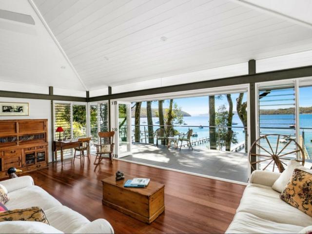 House for rent in Scotland Island, New South Wales