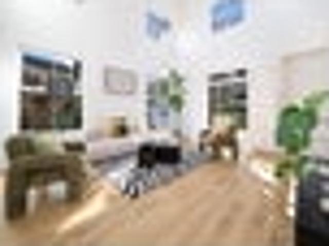 House for sale in Paremoremo