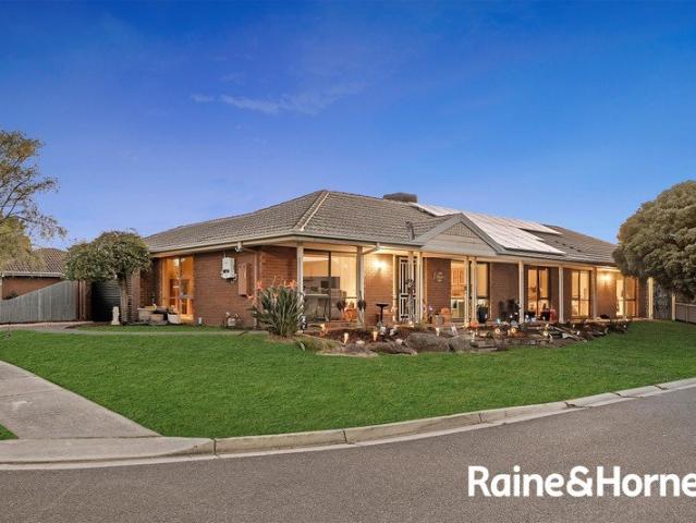 House for sale in Cranbourne North, Melbourne