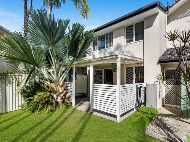 Townhouse for sale in Fernbrook, Queensland