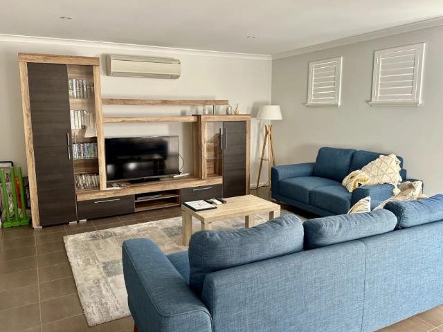 House for rent in Broadwater, Western Australia