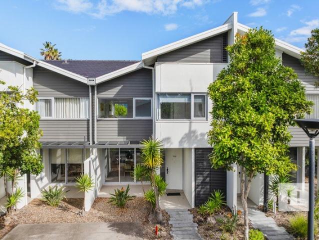 Townhouse for sale in Magenta, New South Wales