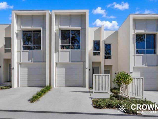 Townhouse for rent in Toombul, Queensland