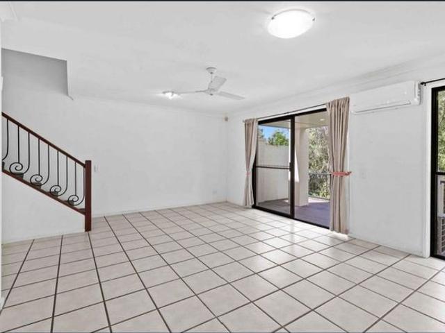 Townhouse for rent in Fernbrook, Queensland