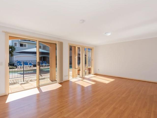 Townhouse for rent in Fernbrook, Queensland