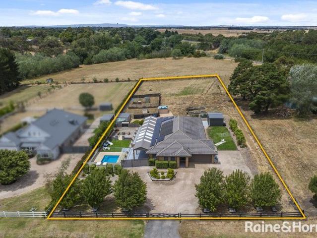 House for sale in Riddells Creek, Victoria