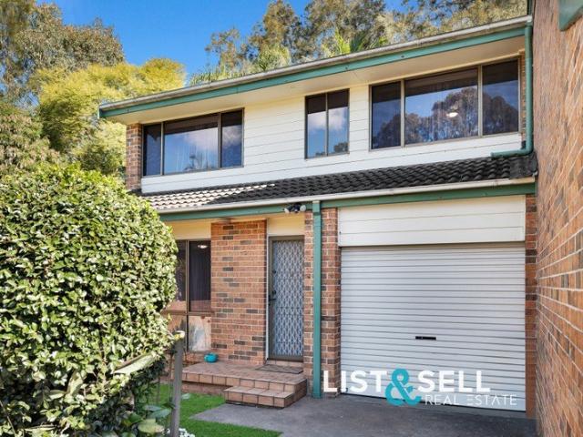 Townhouse for sale in Sydney, New South Wales