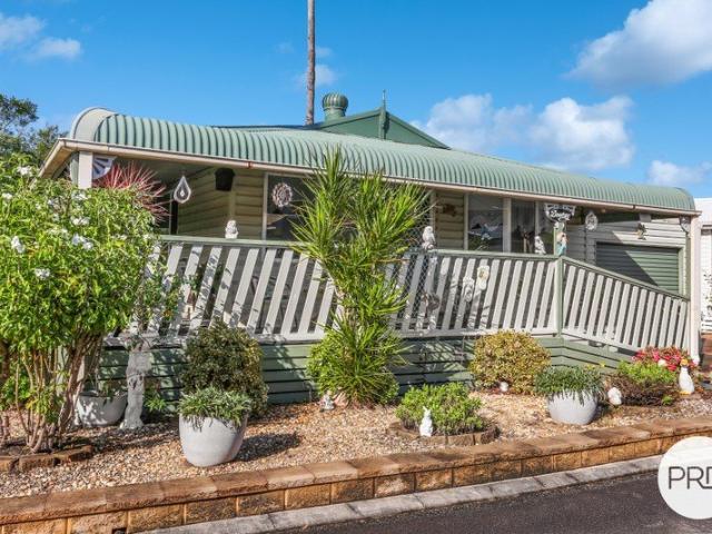 Villa for sale in Wollongong West, New South Wales