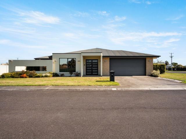 House for sale in Wynyard, Tasmania