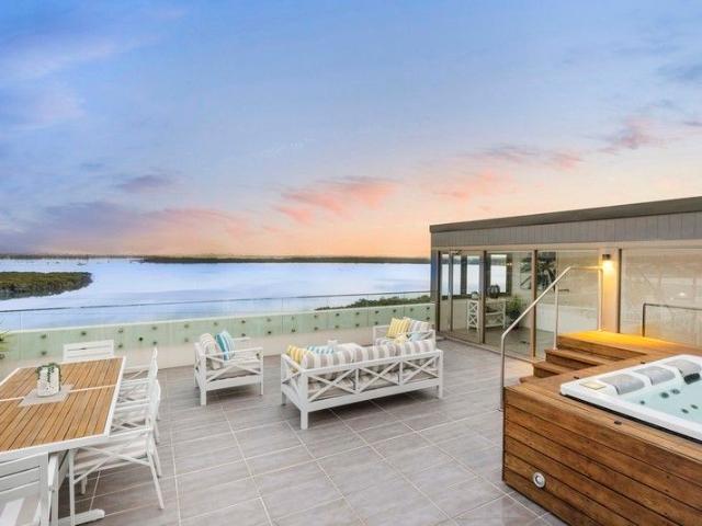 Apartment for sale in Sutherland, New South Wales