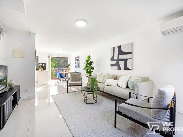 Townhouse for rent in Sydney, New South Wales