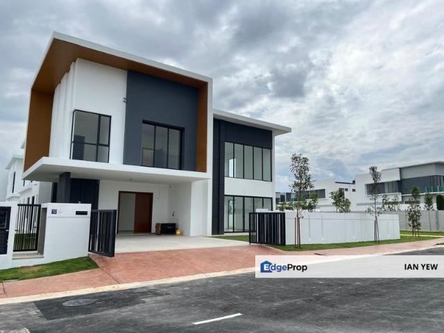 House for sale in Sendayan Village, Negeri Sembilan