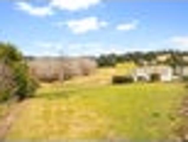 House for sale in Oratia, Oroua County