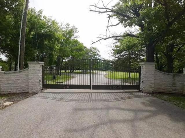 House for sale in Blue Eye, MO, Stone County