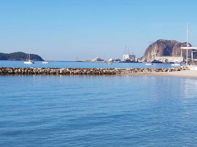 Local Commercial vente à Marseille, La Ciotat