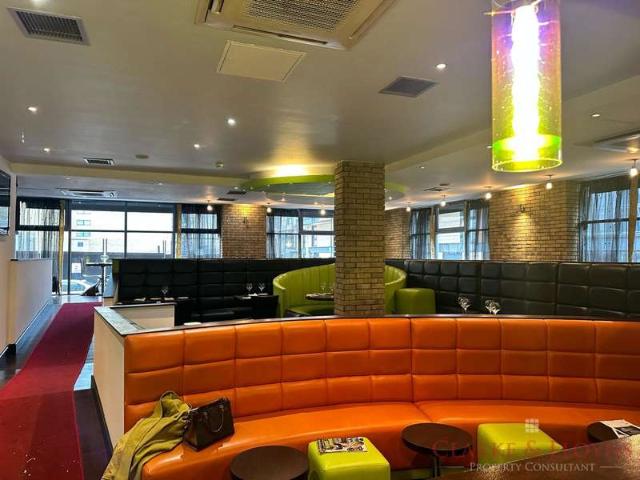 Commercial for rent in Canary Wharf, Millwall