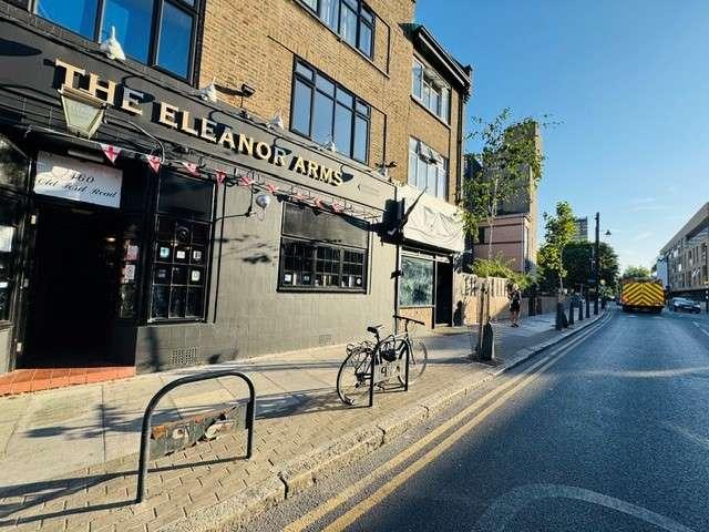 Commercial for rent in Old Ford, Bow