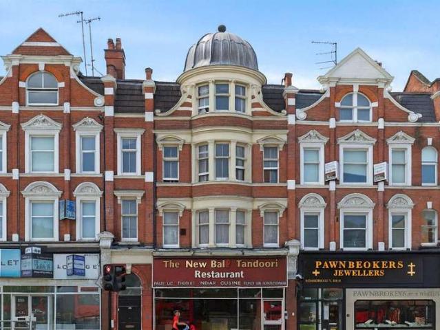 Commercial for rent in Golders Green, Greater London