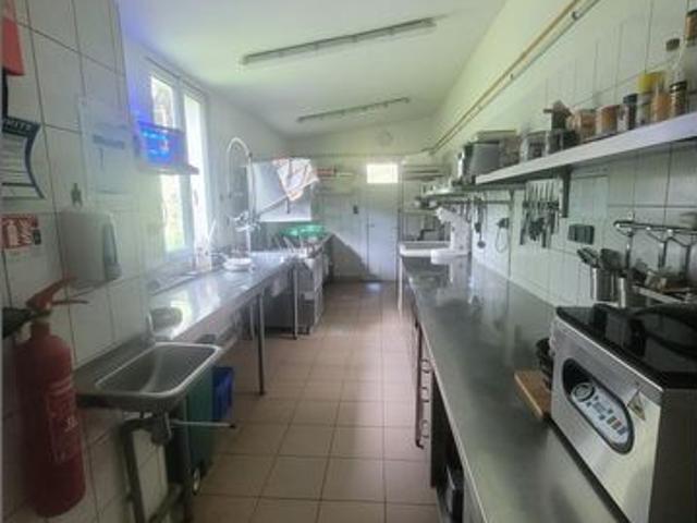 Local Commercial vente à Parthenay