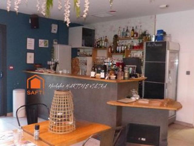 Local Commercial vente à Nîmes, La Calmette