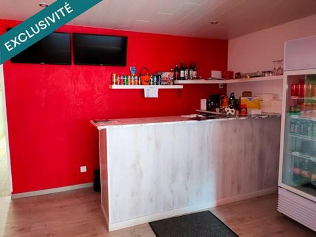 Local Commercial vente à Pontarlier, Levier
