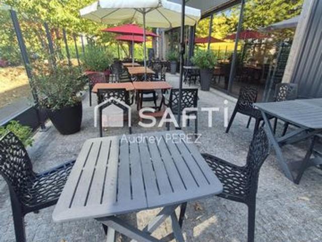 Local Commercial vente à Pontault-Combault, Seine-et-Marne
