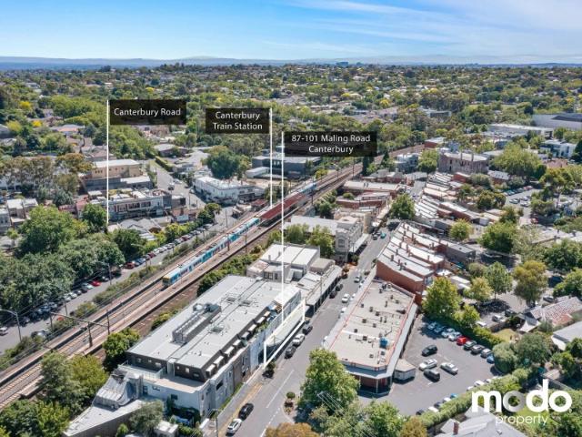 Retail for rent in Canterbury, Melbourne
