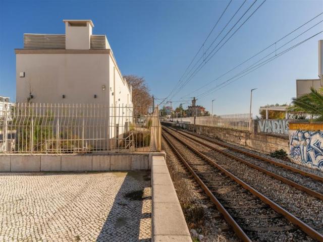 Ponto Comercial venda em Cascais, Safardão