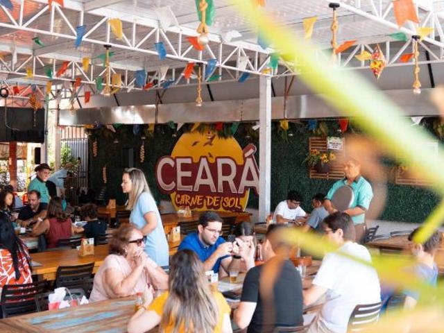 Ponto Comercial venda em QE 32, Guará