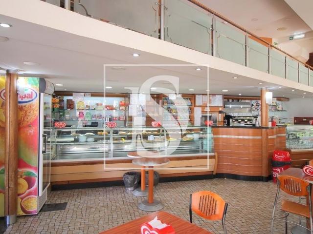 Loja venda em Almada, Setúbal