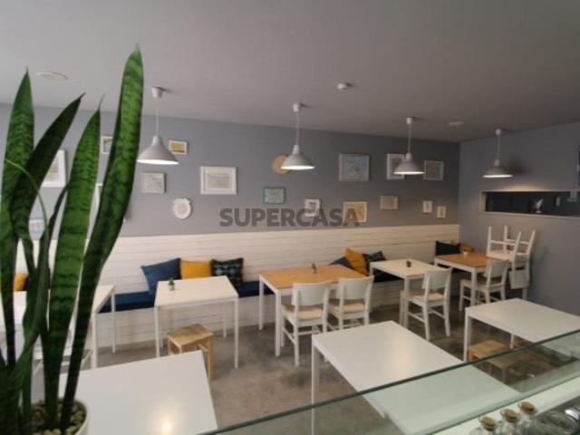 Armazém venda em Vila Nova De Famalicão, Serralho