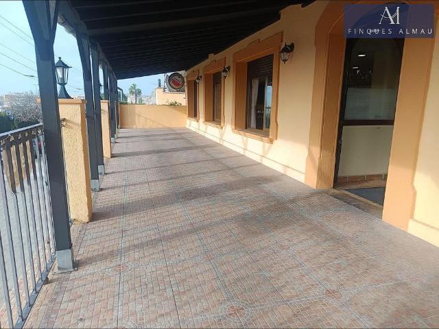 Local Comercial en alquiler en Baix Penedès, Catalunya