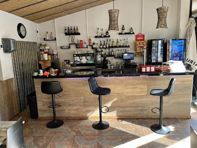 Local Comercial en alquiler en Sant Joan Baptista, Sant Adrià De Besòs