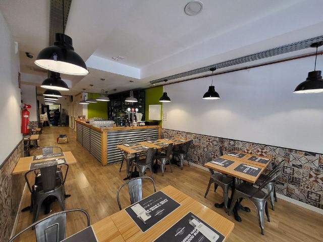 Local Comercial en alquiler en Cornellà De Llobregat, Centre