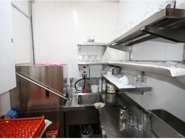 Local Comercial en venta en Pelikan Park, Estepona