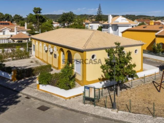 Armazém venda em Azeitão (São Lourenço e São Simão), Setúbal