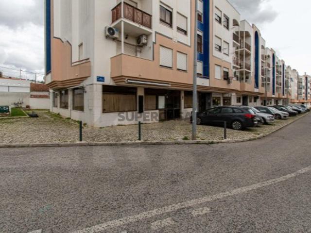 Armazém venda em Sobralinho, Lisboa