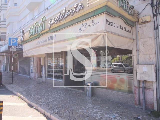 Loja venda em Almada, Setúbal