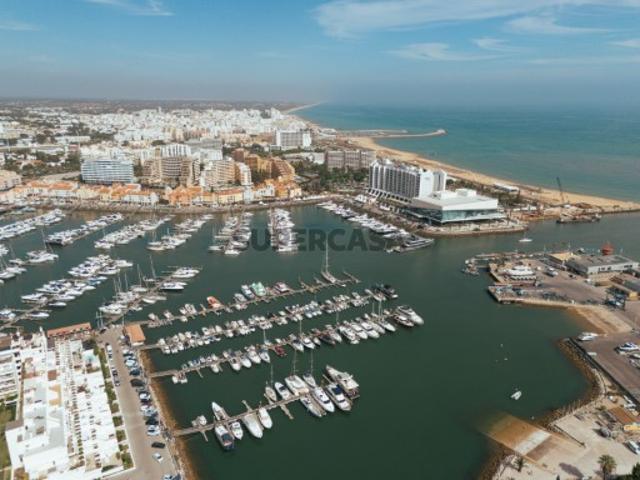 Armazém venda em Vilamoura, Loulé
