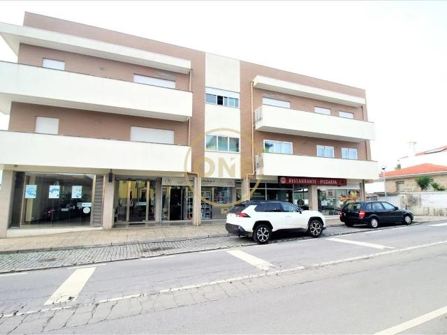 Loja venda em Gavião, Braga