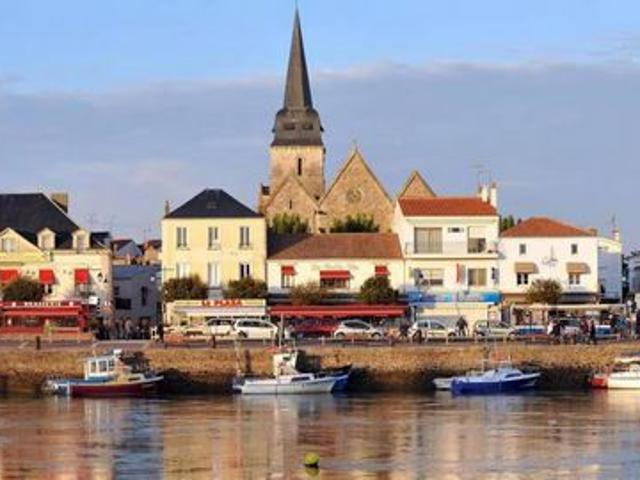Local Commercial vente à Les Sables-d'Olonne, Saint-gilles-croix-de-vie