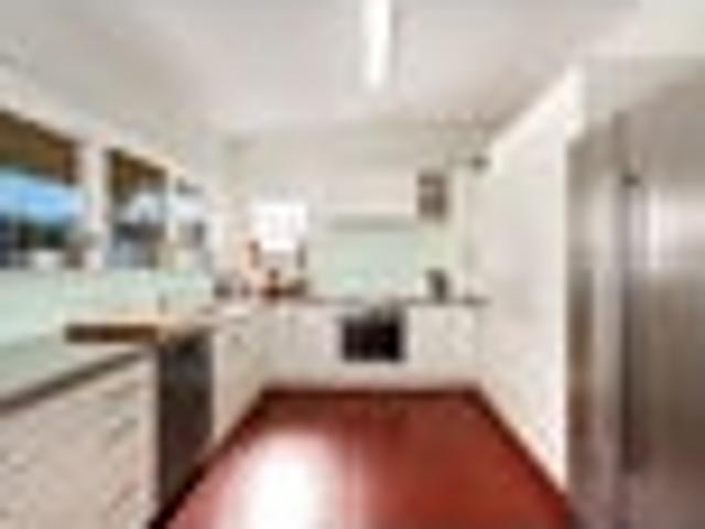 House for sale in Days Bay, Wellington