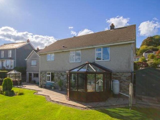 House for sale in Lostwithiel, Cornwall