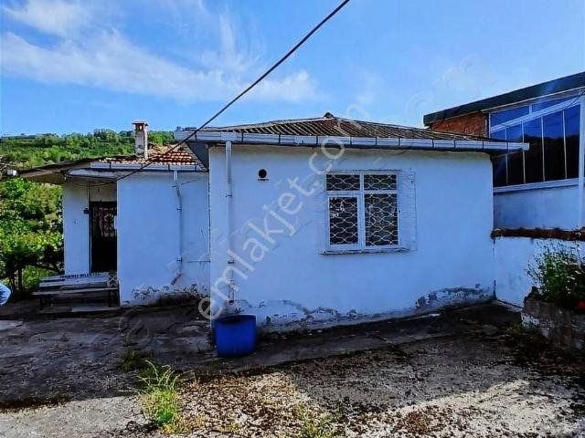 Perşembe içerisinde satılık Villa