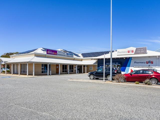 Retail for rent in Cooloongup, Western Australia